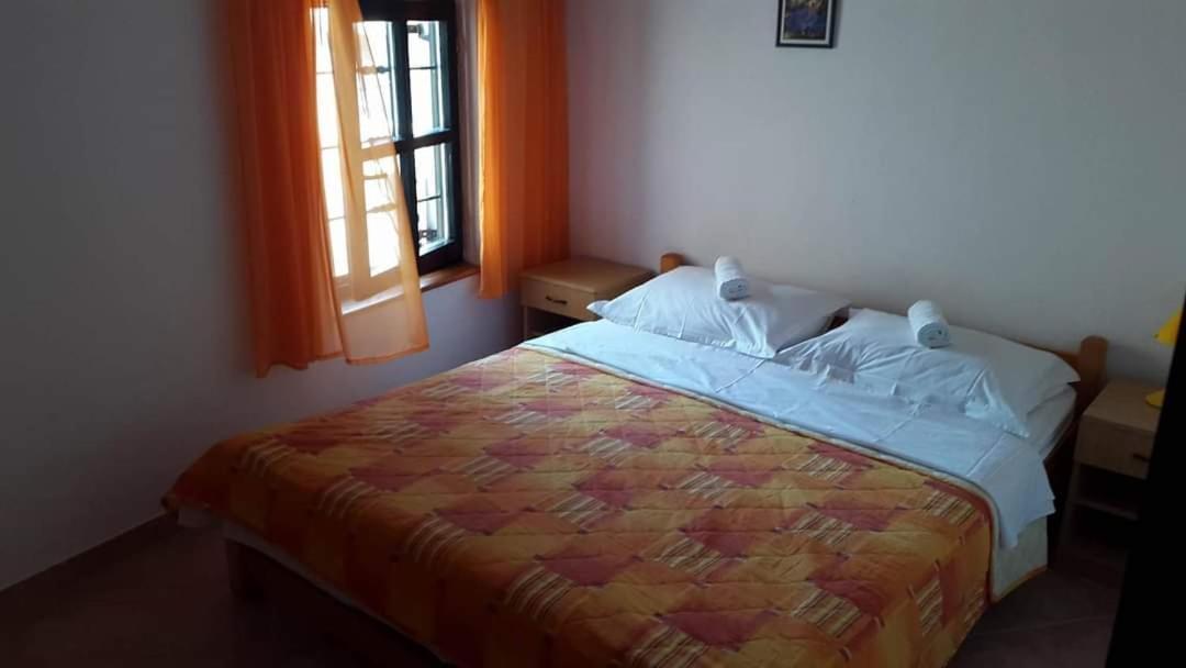 Apartmani Linda Водице Екстер'єр фото